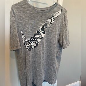 Men’s Large Nike T Shirt
